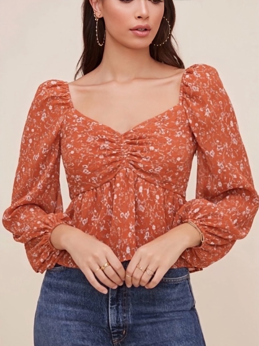 ASTR The Label ‘Long Sleeve Sweetheart Top’ in “Rust Multi Floral” Size Medium